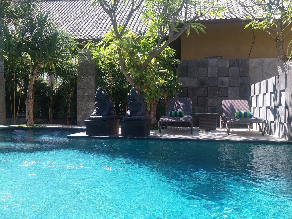 Alami Resort, Restaurant And Dive Center Amed Екстериор снимка