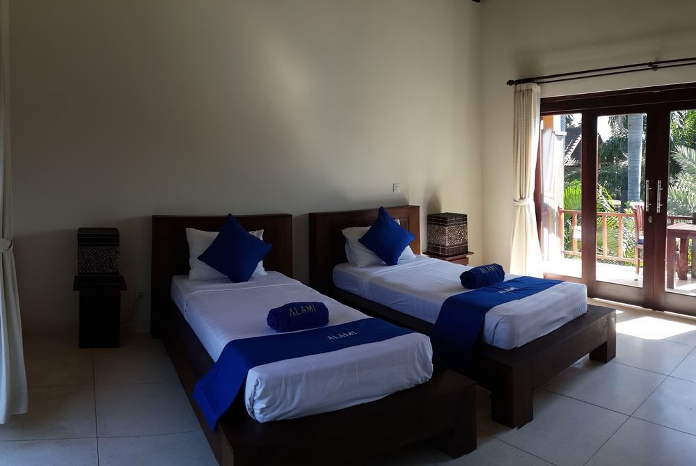 Alami Resort, Restaurant And Dive Center Amed Екстериор снимка