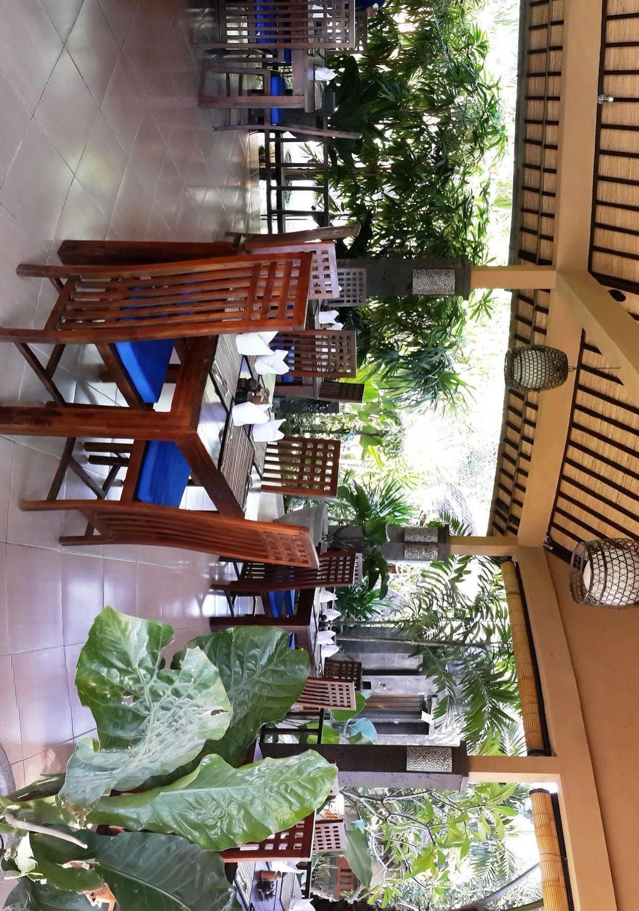 Alami Resort, Restaurant And Dive Center Amed Екстериор снимка