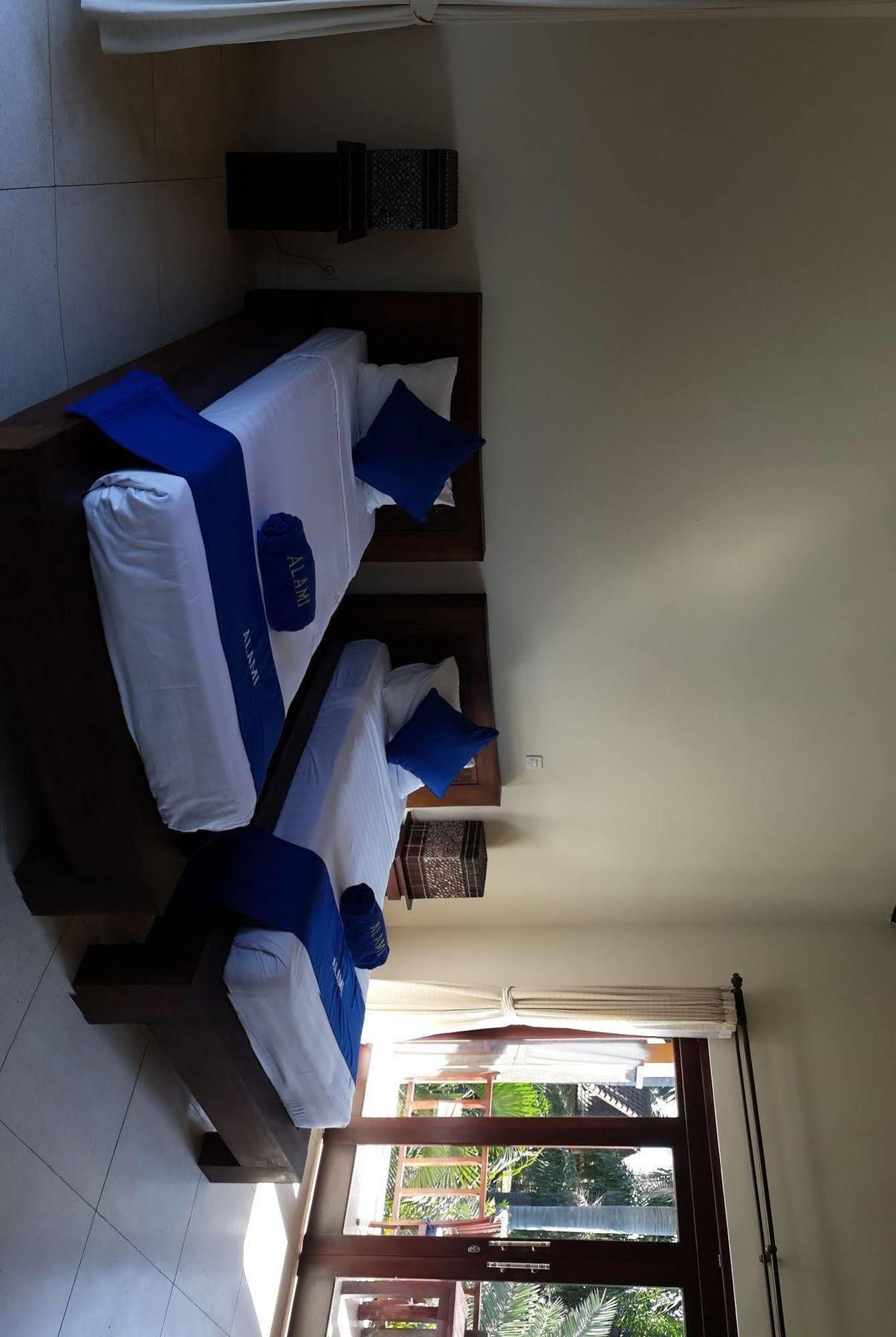 Alami Resort, Restaurant And Dive Center Amed Екстериор снимка