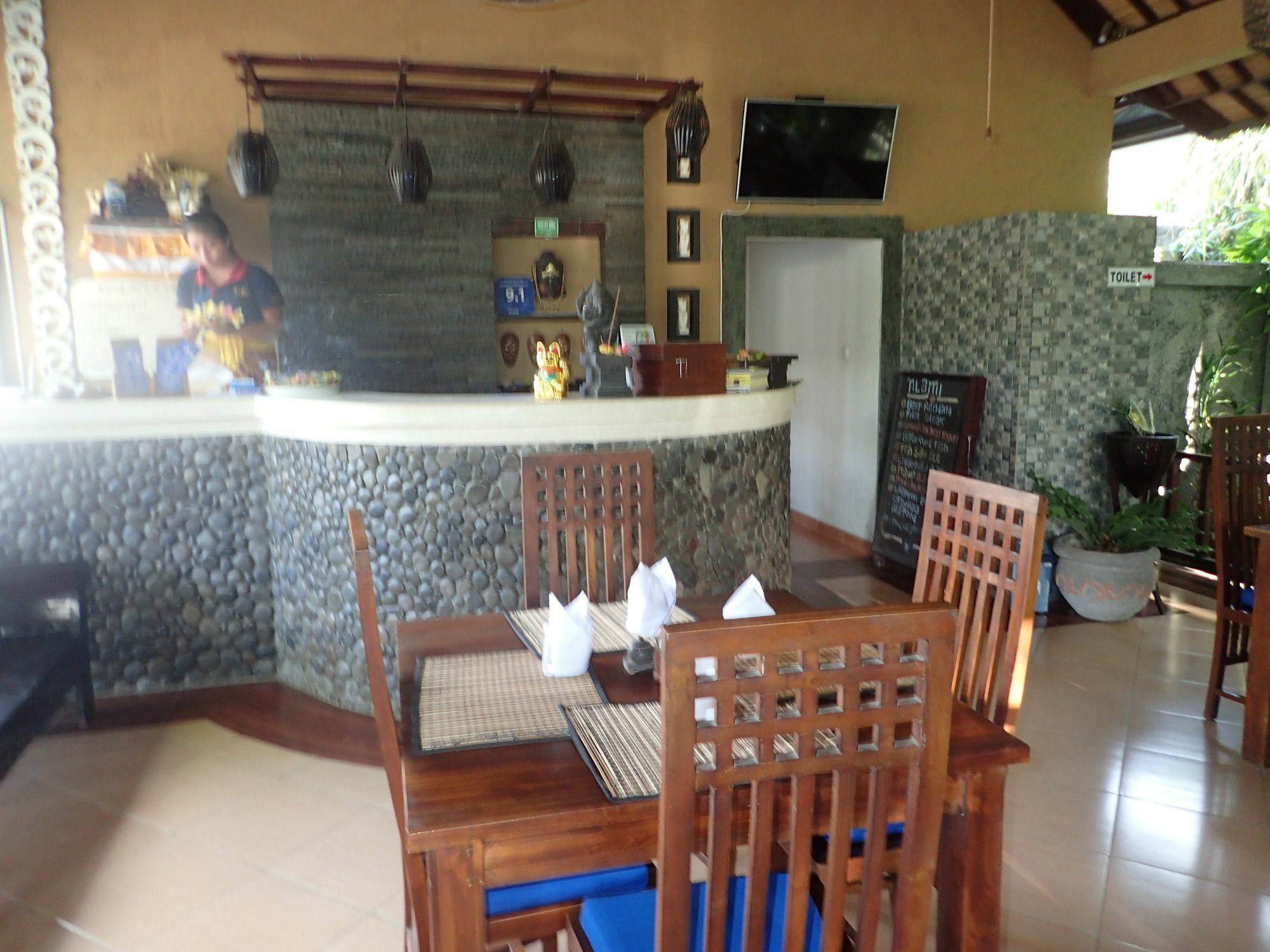 Alami Resort, Restaurant And Dive Center Amed Екстериор снимка