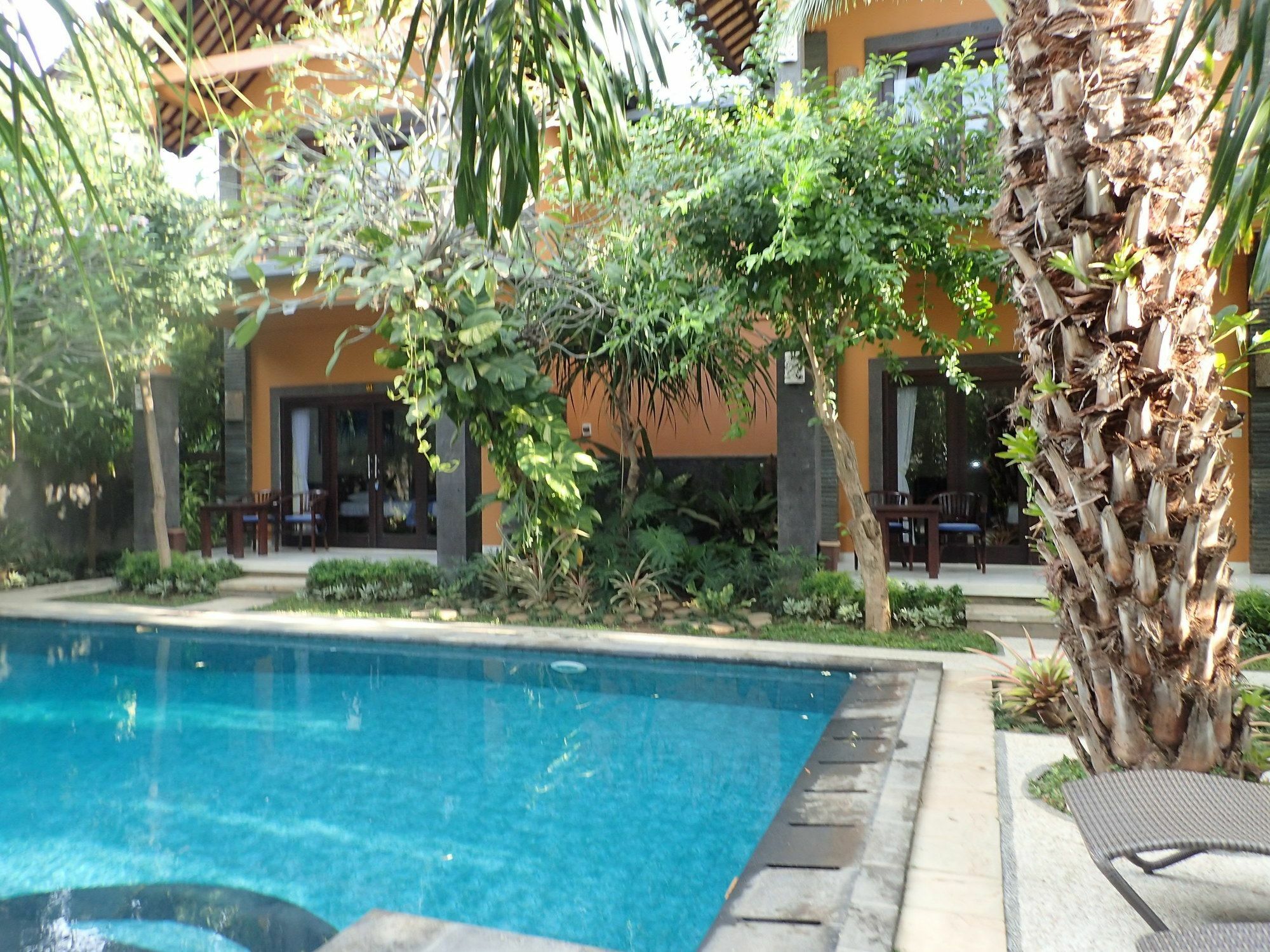 Alami Resort, Restaurant And Dive Center Amed Екстериор снимка